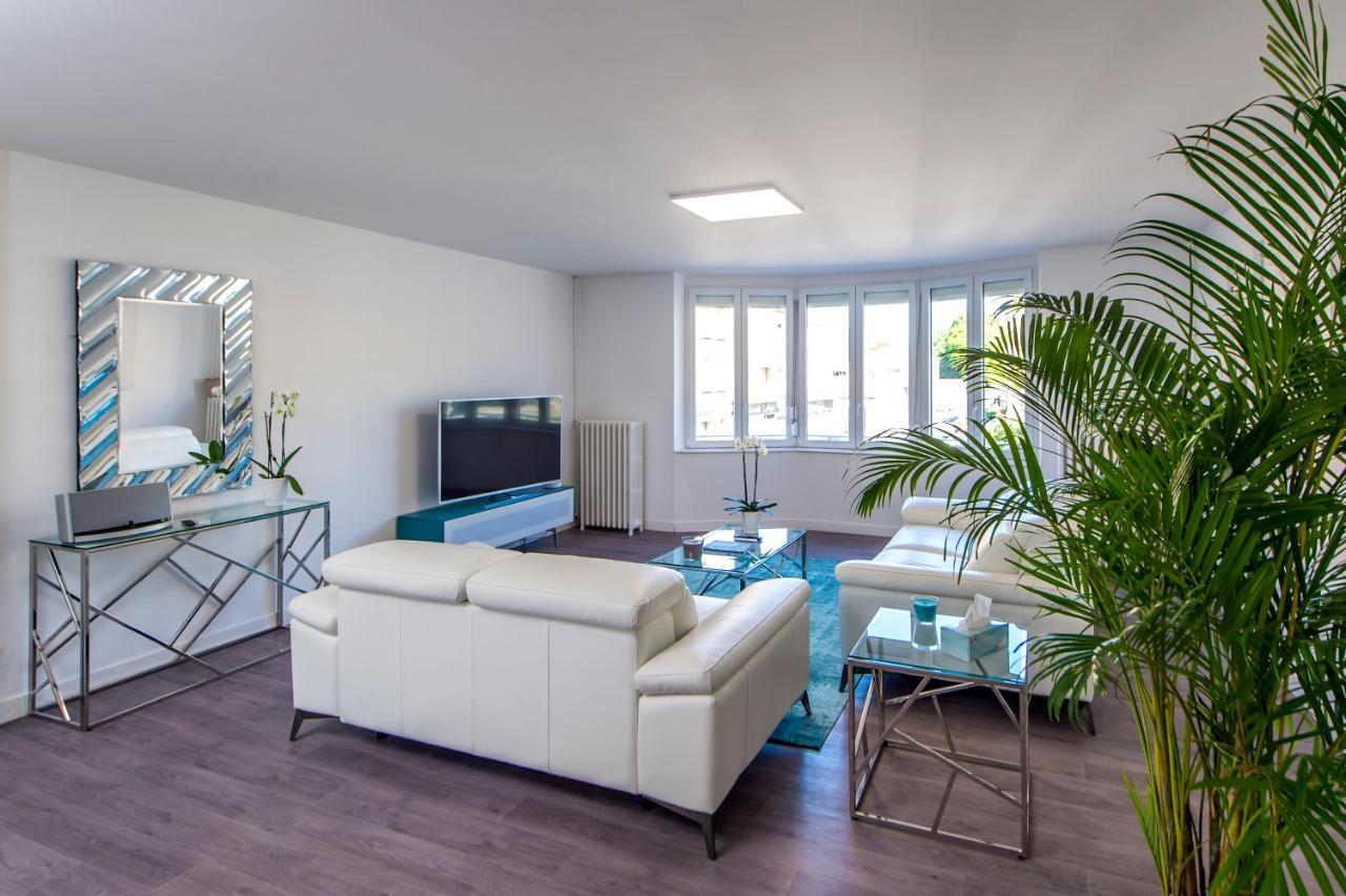 Suites Mana - Le Manaloft, Chic Et Moderne Avec Salle Privee De Fitness En Plein Centre-Ville De 勒泰勒 外观 照片