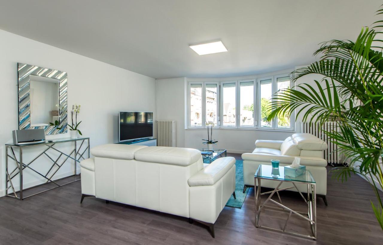 Suites Mana - Le Manaloft, Chic Et Moderne Avec Salle Privee De Fitness En Plein Centre-Ville De 勒泰勒 外观 照片