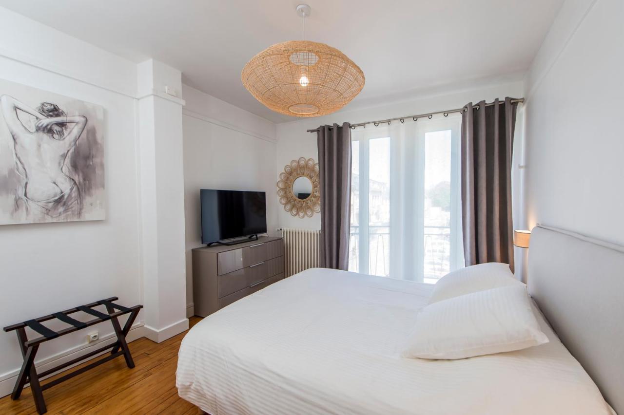 Suites Mana - Le Manaloft, Chic Et Moderne Avec Salle Privee De Fitness En Plein Centre-Ville De 勒泰勒 外观 照片